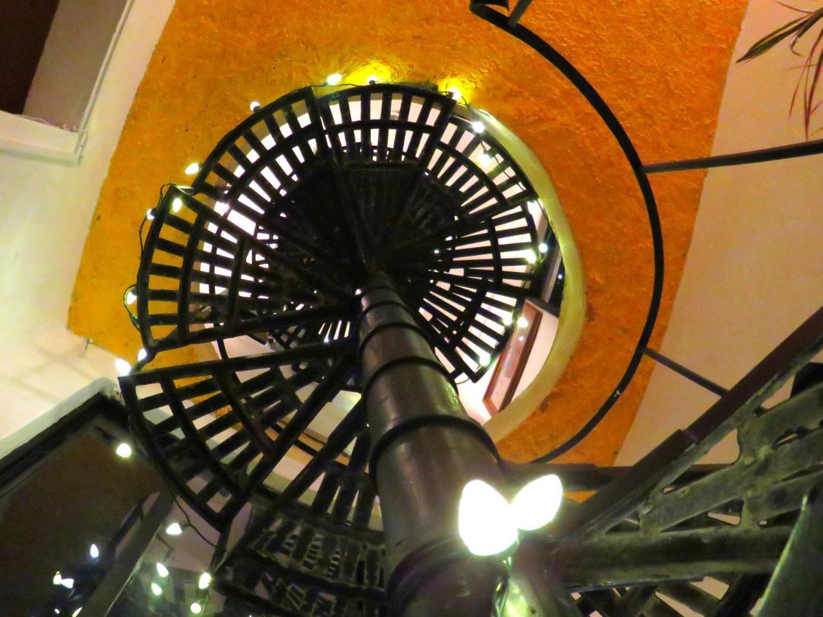 Casa Rofo Bed & Breakfast กัวนาฮัวโต ภายนอก รูปภาพ