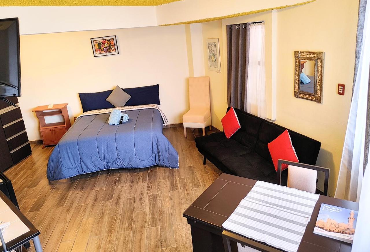 Casa Rofo Bed & Breakfast กัวนาฮัวโต ภายนอก รูปภาพ