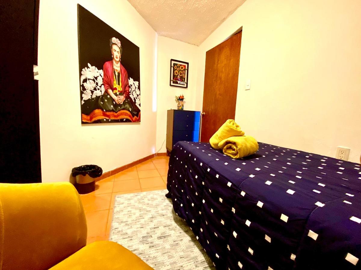 Casa Rofo Bed & Breakfast กัวนาฮัวโต ภายนอก รูปภาพ